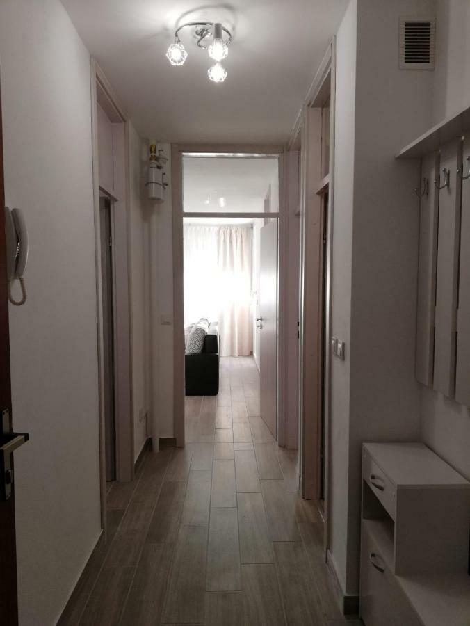 Apartment White Пула Екстериор снимка